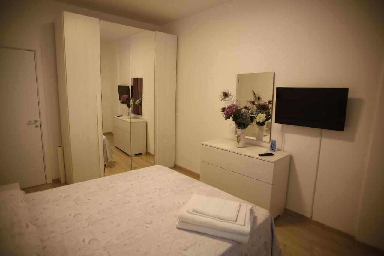 Lar Apartment Focşani Dış mekan fotoğraf