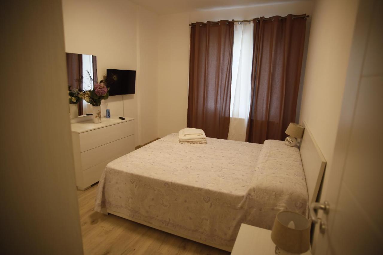 Lar Apartment Focşani Dış mekan fotoğraf