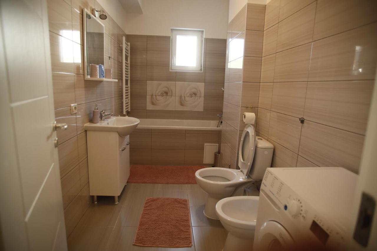 Lar Apartment Focşani Dış mekan fotoğraf